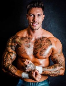 Adam Flex Maxted amante de Carly Taylor (UK)