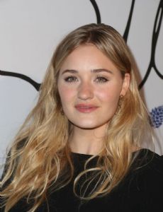 AJ Michalka novia de Bennet Heimple