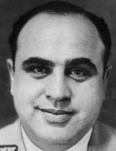 Al Capone esposo de Mary Josephine Mae Coughlin