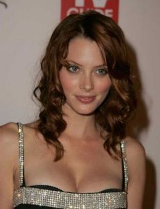 April Bowlby novia de Josh Groban