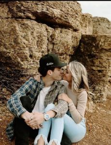 Ashlee Nicole Molck novia de Hayden Summerall