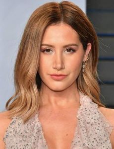 Ashley Tisdale esposo de Christopher French