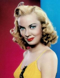 Audrey Totter novia de Brian Donlevy