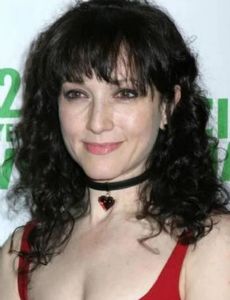 Bebe Neuwirth novia de George Stephanopoulos