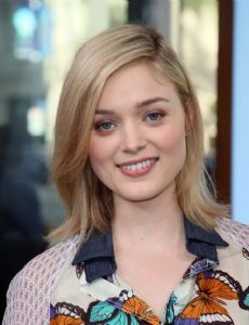 Bella Heathcote esposa de Richard Stampton