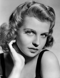 Betty Field esposa de Raymond Olivere