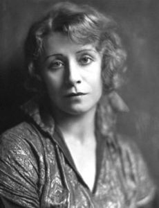 Blanche Yurka novia de Gertrude Lawrence