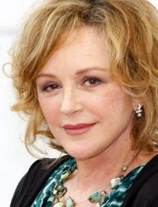 Bonnie Bedelia novia de Peter Riegert