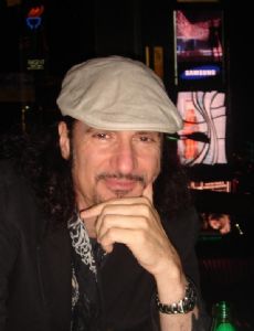 Bruce Kulick