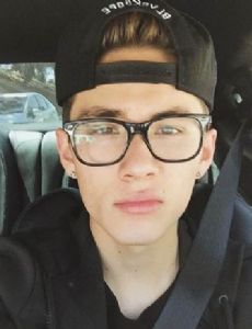 Carter Reynolds novio de Nathalie Paris