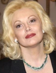 Cathy Moriarty esposa de Joseph Gentile