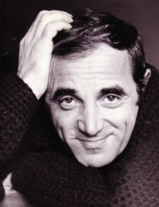 Charles Aznavour novio de Édith Piaf