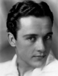 Charles 'Buddy' Rogers esposo de Beverly Ricono