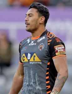 Denny Solomona novio de Jess Impiazzi