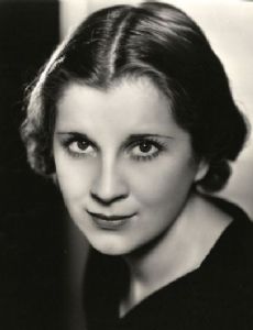 Diana Wynyard esposa de Carol Reed