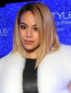 Dinah Jane novia de Jarryd Hayne