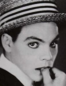 Eddie Quillan amante de Ramon Novarro