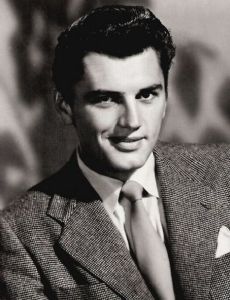 Edmund Purdom esposo de Linda Christian