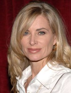 Eileen Davidson novia de Jon Voight