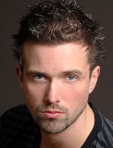 Emmett J Scanlan esposo de Claire Cooper