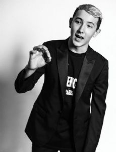 Frankie Jonas novio de Noah Cyrus