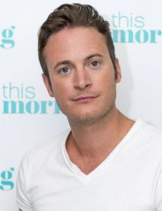 Gary Lucy amante de Emily Oldfield