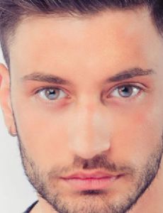 Giovanni Pernice novio de Katie McGlynn