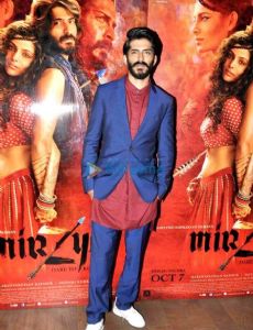 Harshvardhan Kapoor amante de Monica Dogra