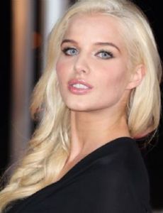 Helen Flanagan novia de Scott Sinclair