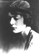Hilda Doolittle amante de Cecil Gray