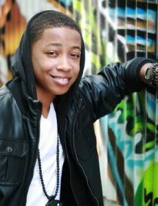 Jacob Latimore novio de Serayah