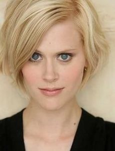 Janet Varney novia de Chris Hardwick