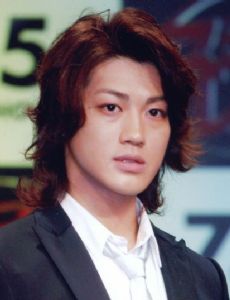 Jin Akanishi amante de Lena Fujii