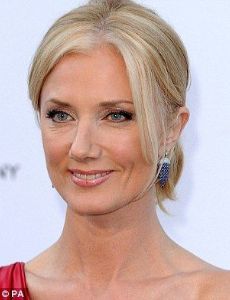 Joely Richardson novia de Jamie Theakston