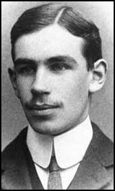 John Keynes amante de Lytton Strachey