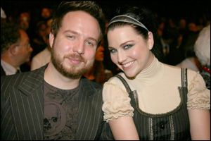 Josh Hartzler esposo de Amy Lee