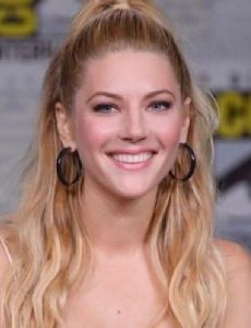 Katheryn Winnick amante de Alex Høgh Andersen