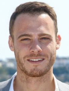 Kerem Bürsin novio de Yagmur Tanrisevsin