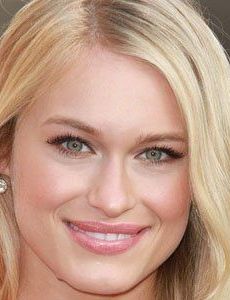 Leven Rambin novia de Geoffrey James Clark