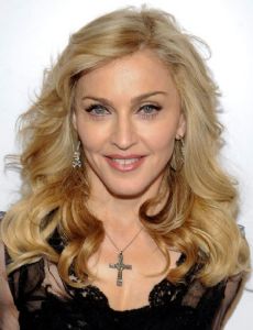 Madonna novia de Tupac Shakur