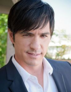 Mauricio Ochmann novio de Begoña Narváez