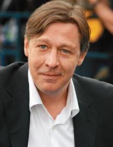 Mikhail Efremov esposo de Yelena Golyanova