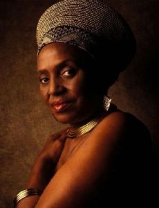 Miriam Makeba amante de Harry Belafonte