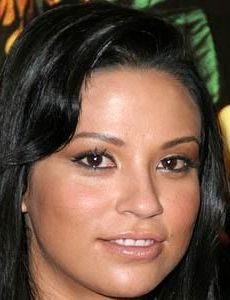 Navi Rawat novia de Jeremy Sisto