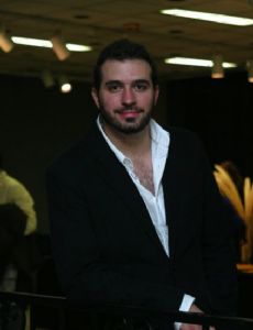 Paco Alvarez esposo de Dulce María