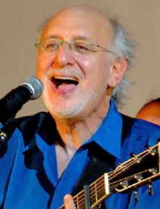 Peter Yarrow esposo de Mary Beth Yarrow