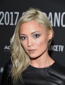 Pom Klementieff novia de Nicolas Bedos