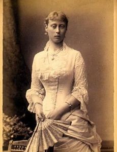 Princess Victoria of Hesse and by Rhine esposa de Prince Louis of Battenberg