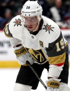 Reilly Smith novio de Kayla Macaskill