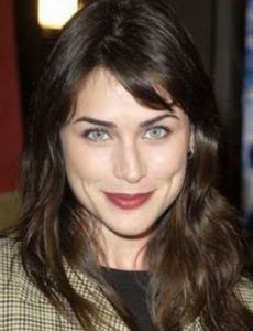 Rena Sofer esposa de Wally Kurth